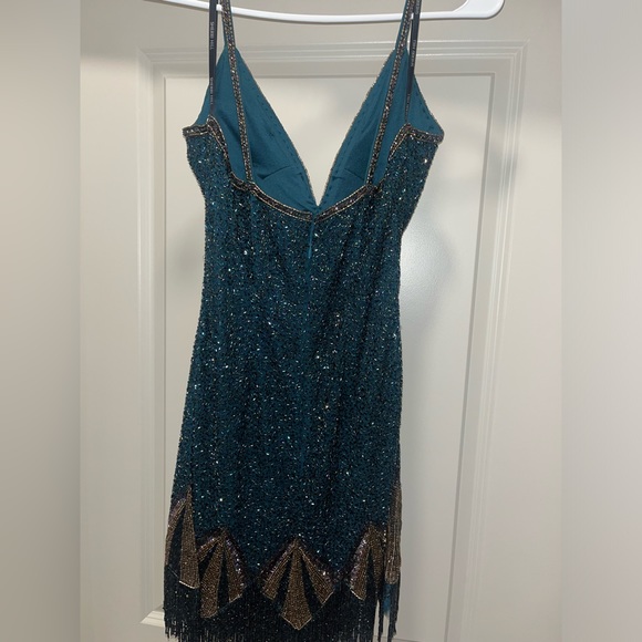 Sherri Hill Green Fringe Sequin Cocktail Dress - Picture 4 of 6